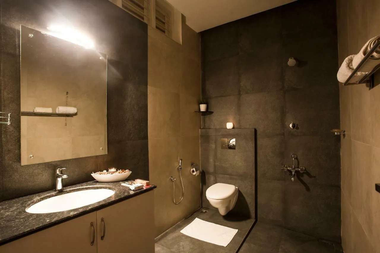 Riverland'S - A Luxury Retreat Hotel Malayattur