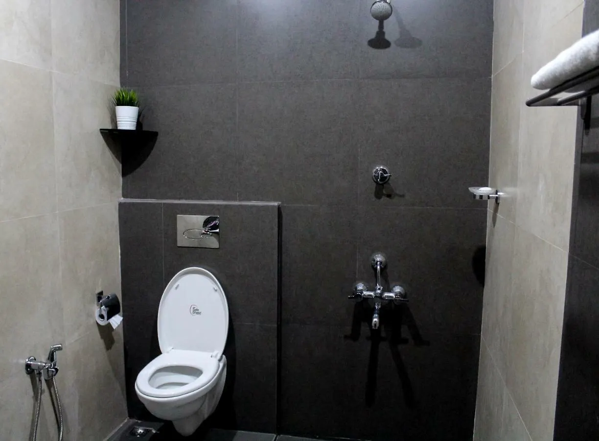 Riverland'S - A Luxury Retreat Hotel Malayāttūr